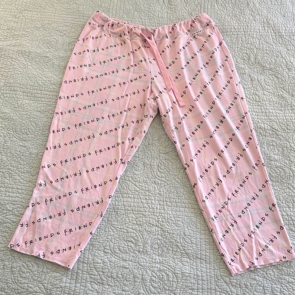 Pink 'FRIENDS' Print Pajama Pants